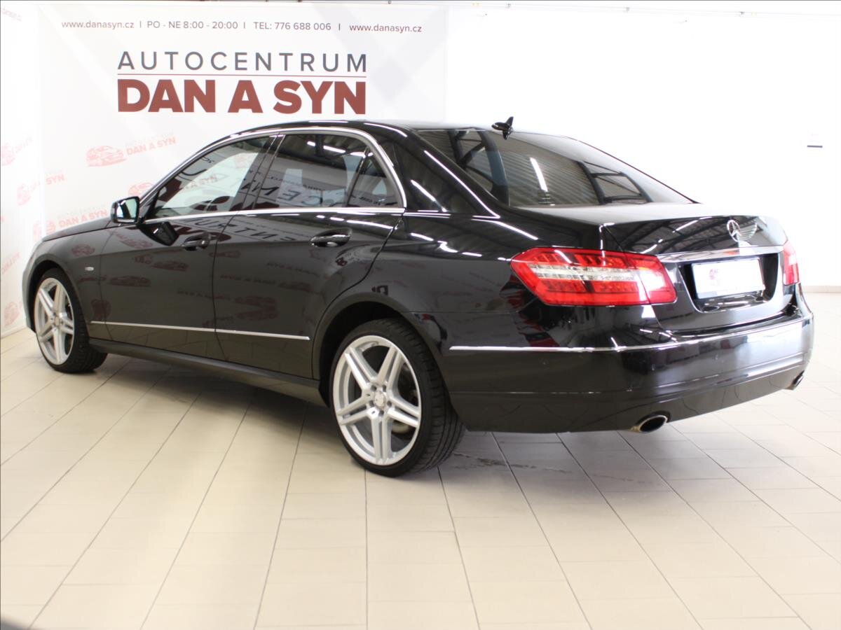 Mercedes-Benz Třídy E Sedan 3,0 l 170 kw
