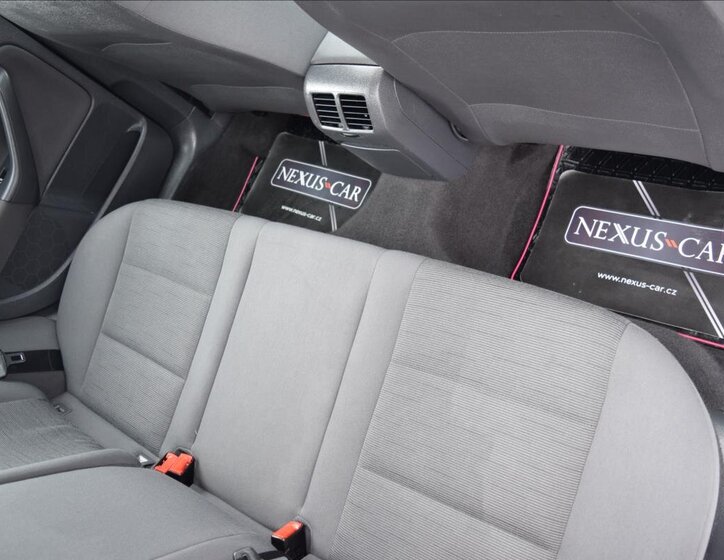 Volkswagen Golf Hatchback 1,9 l 66 kw