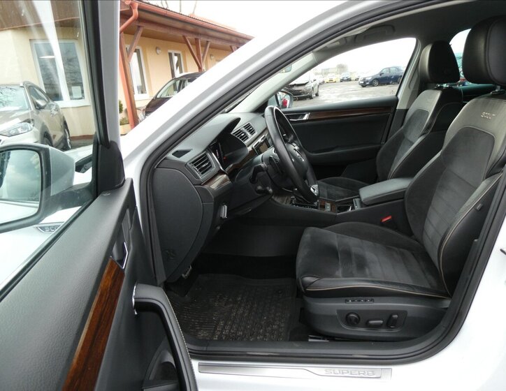 Škoda Superb Kombi 2,0 l 147 kw