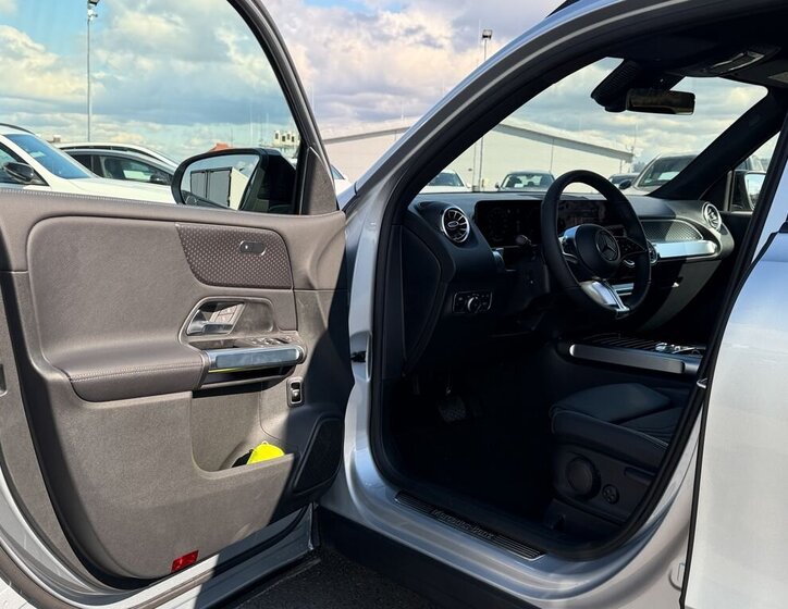 Mercedes-Benz GLB SUV / Terénní 2,0 l 110 kw