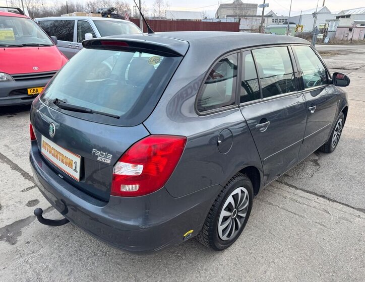 Škoda Fabia Kombi 1,2 l 51 kw