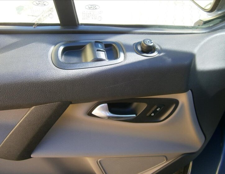 Ford Tourneo Custom VAN-Minibus 2,2 l 92 kw