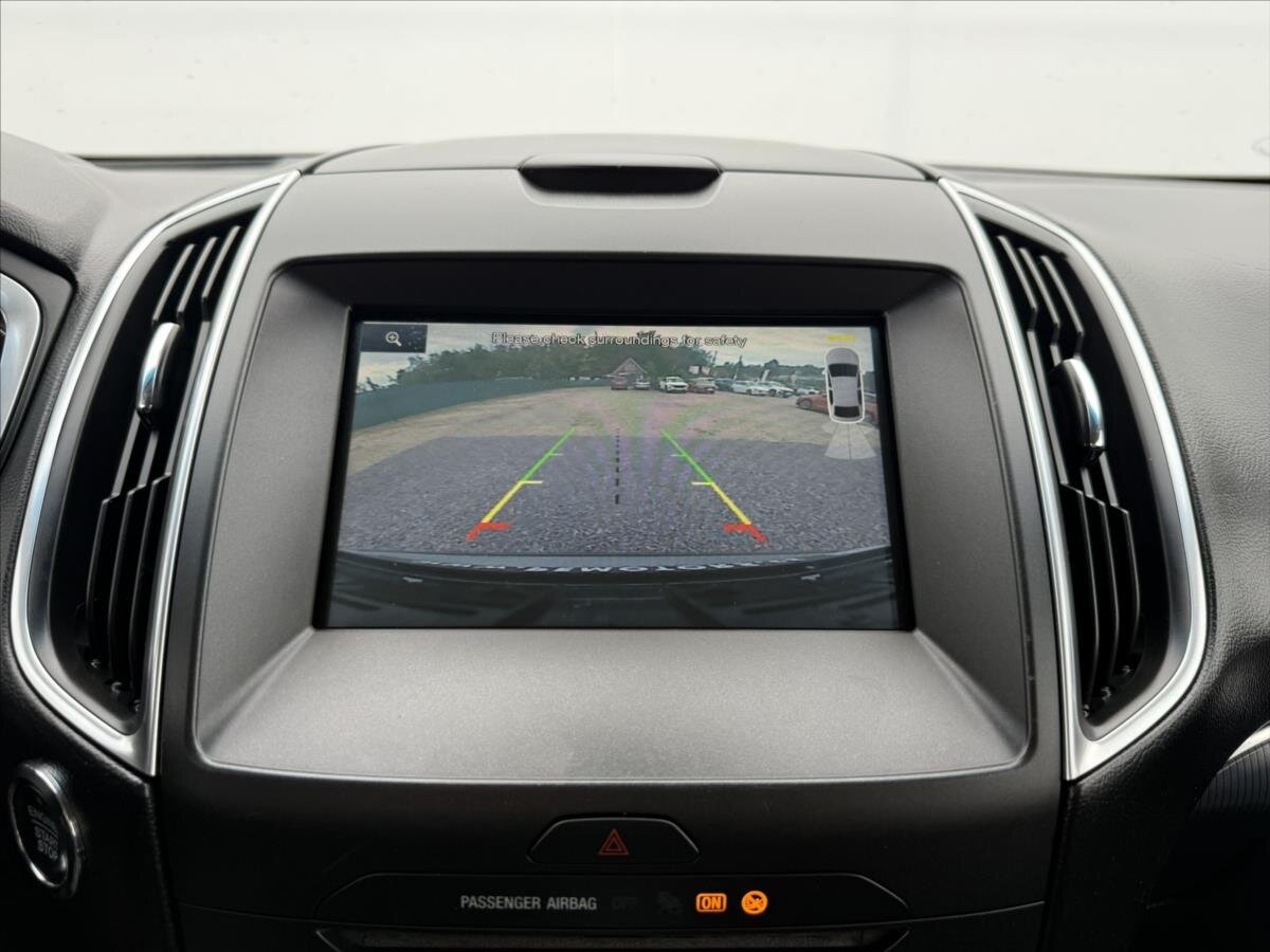 Ford Edge SUV / Terénní 2,0 l 154 kw