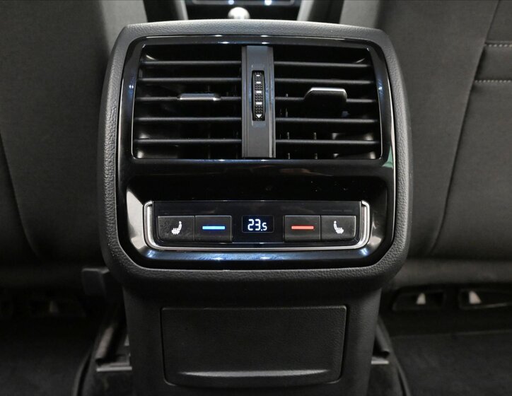 Volkswagen Passat Kombi 2,0 l 110 kw