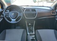 Suzuki SX4 S-Cross 10