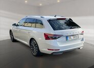 Škoda Superb 4