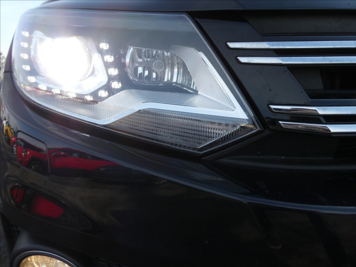 Volkswagen Tiguan SUV 2,0 l 103 kw