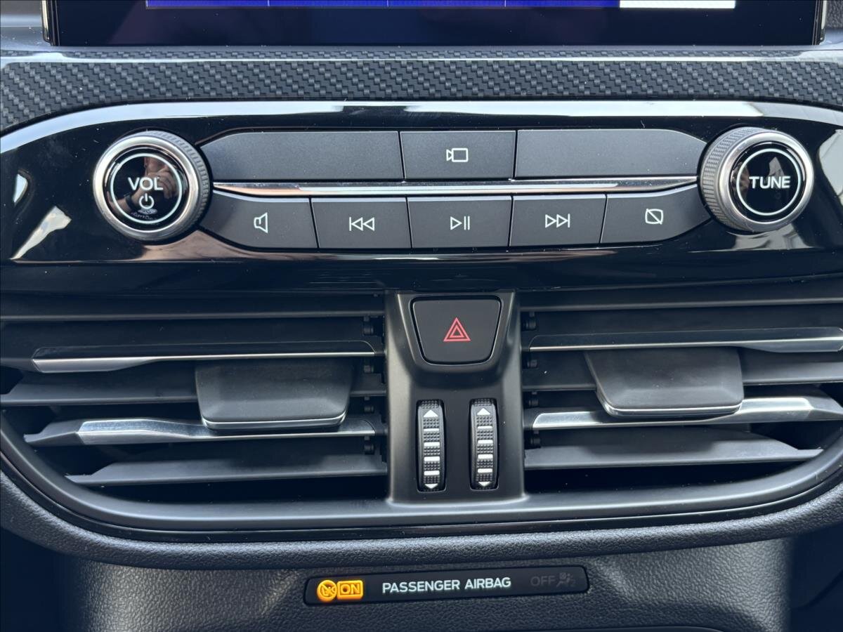 Ford Kuga SUV / Terénní 2,0 l 88 kw