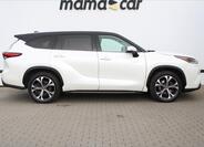Toyota Highlander 8
