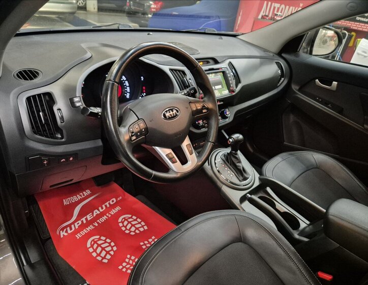 KIA Sportage SUV / Terénní 2,0 l 120 kw