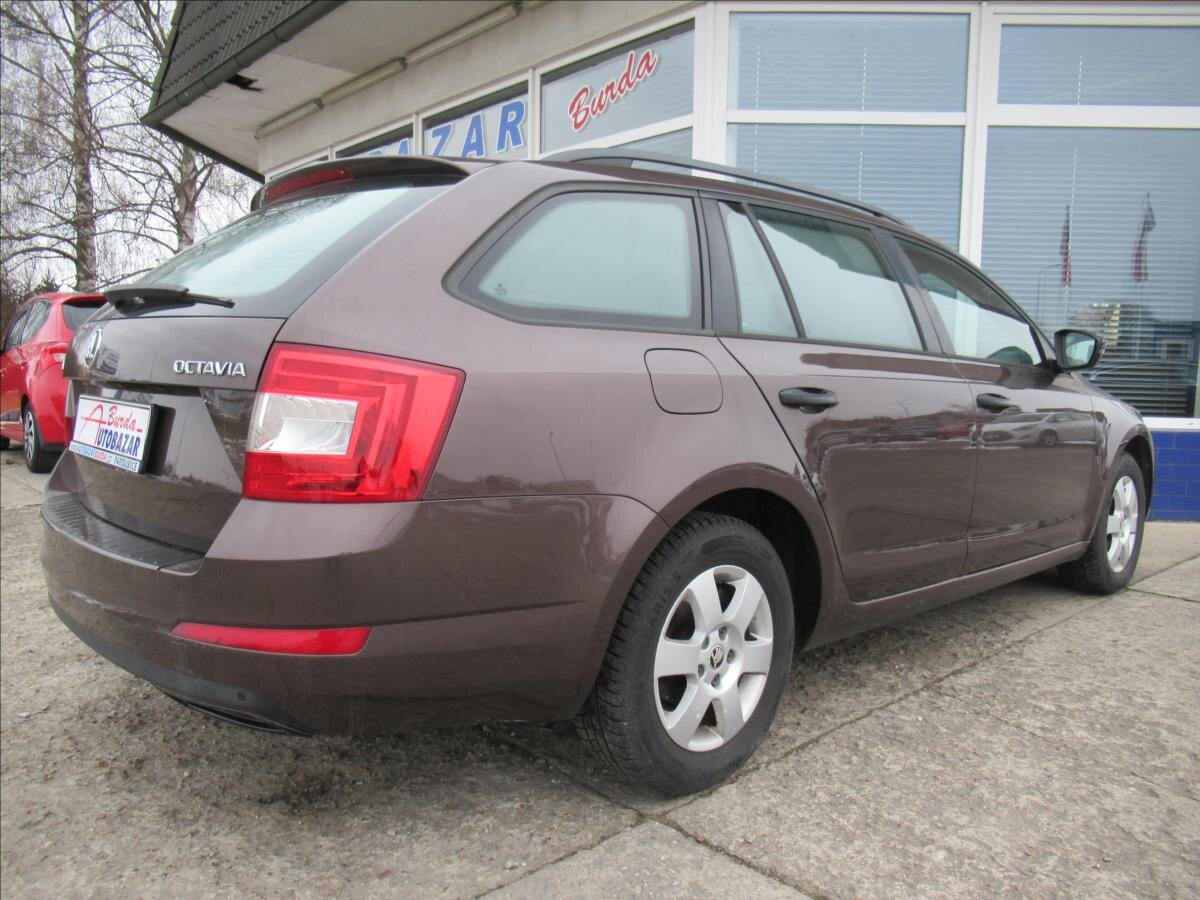 Škoda Octavia Kombi 1,2 l 77 kw