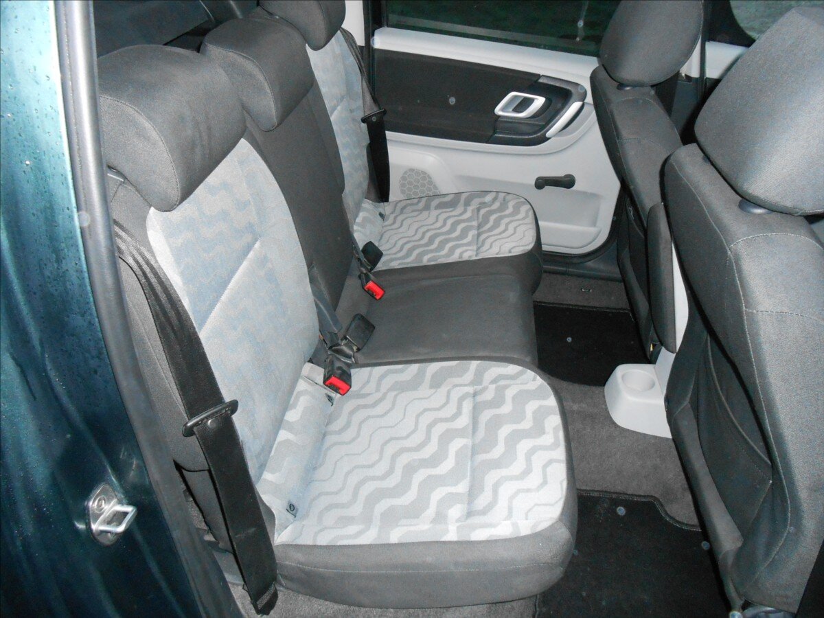 Škoda Roomster Kombi 1,4 l 63 kw