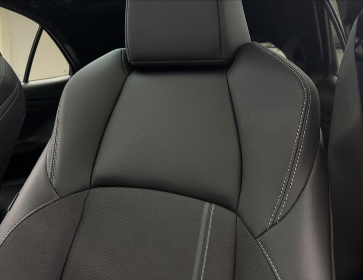 Toyota Yaris Cross 37