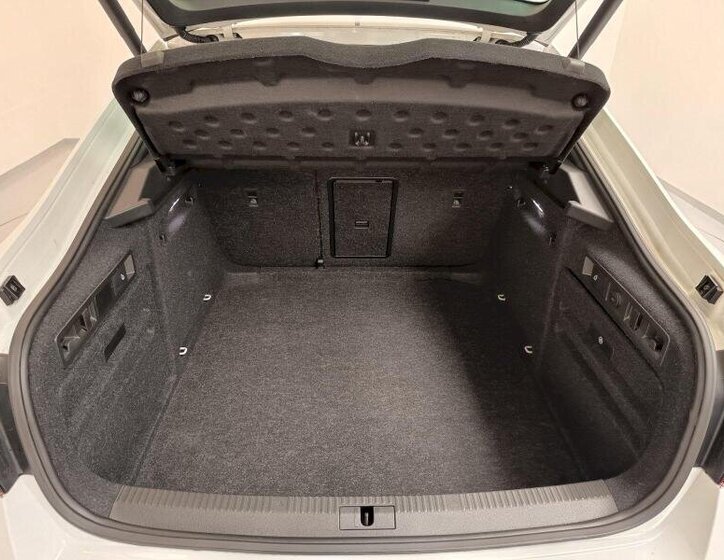 Škoda Superb Sedan / Limuzína 2,0 l 147 kw