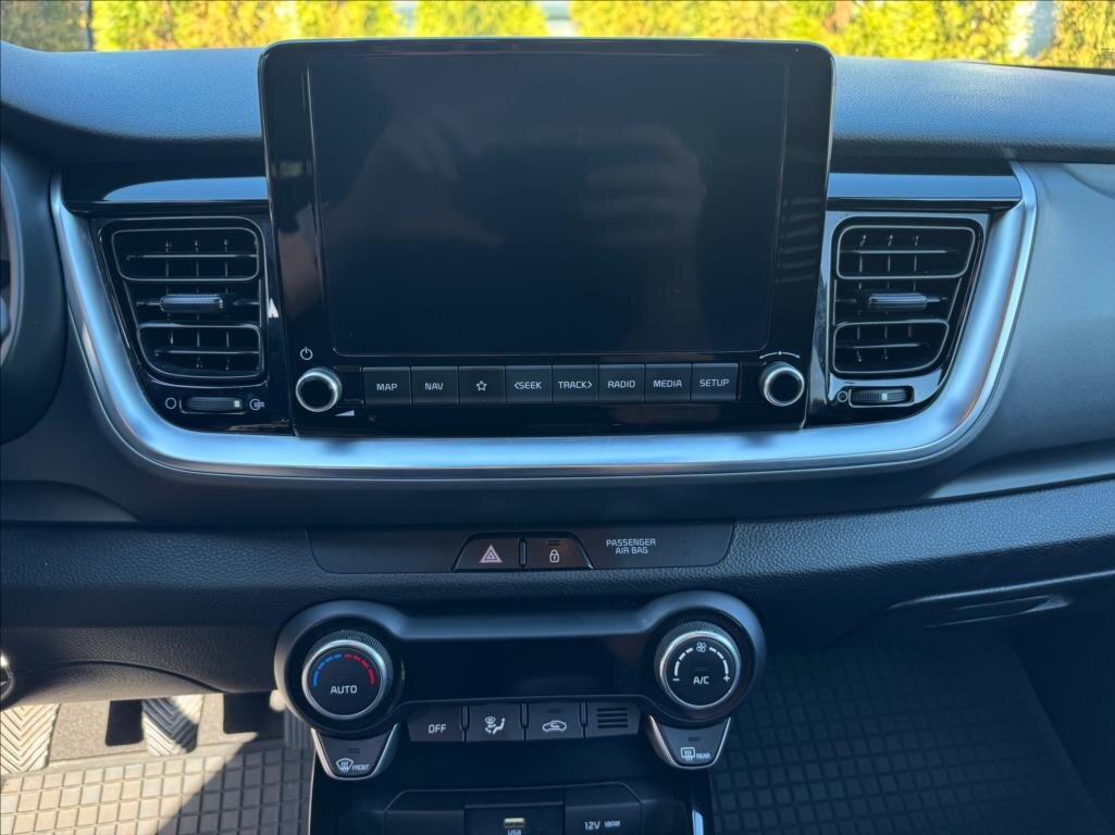 KIA Stonic Hatchback 1,2 l 61 kw