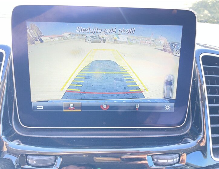 Mercedes-Benz GLE SUV / Terénní 3,0 l 190 kw