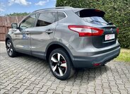 Nissan Qashqai SUV / Terénní 1,6 l 96 kw