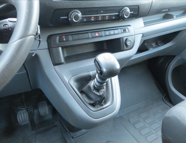 Citroën Jumpy Kombi 2,0 l 110 kw