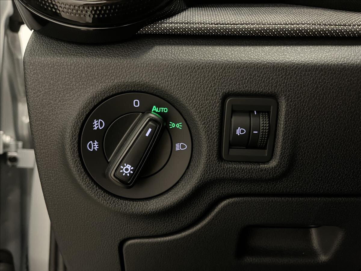 Škoda Fabia Hatchback 999,0 70 kw