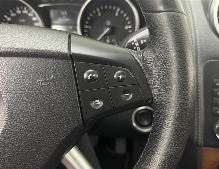 Mercedes-Benz GL SUV / Terénní 3,0 l 165 kw