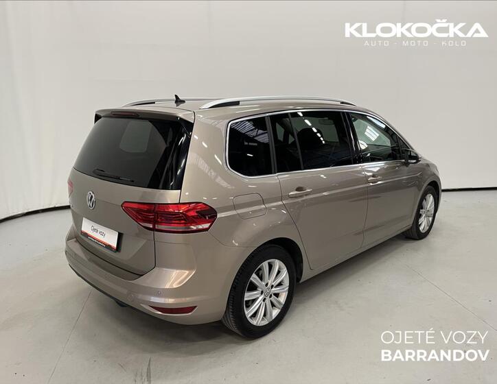 Volkswagen Touran 2