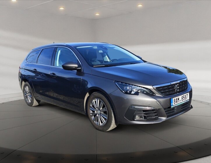 Peugeot 308 1