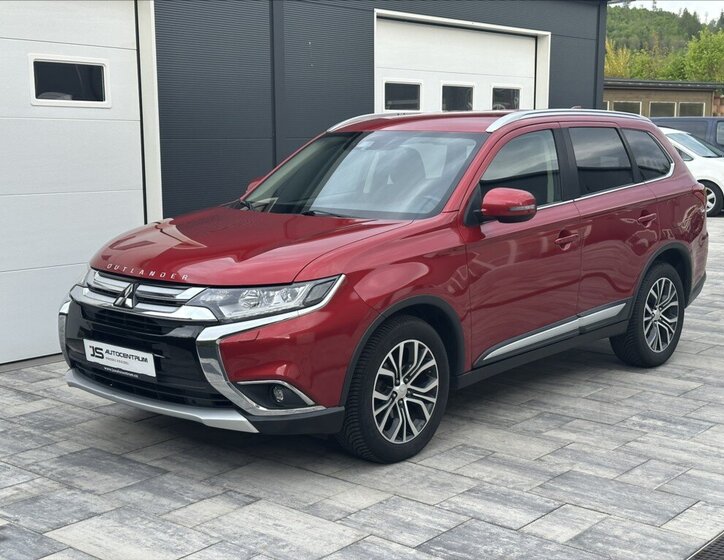 Mitsubishi Outlander SUV / Terénní 2,3 l 110 kw