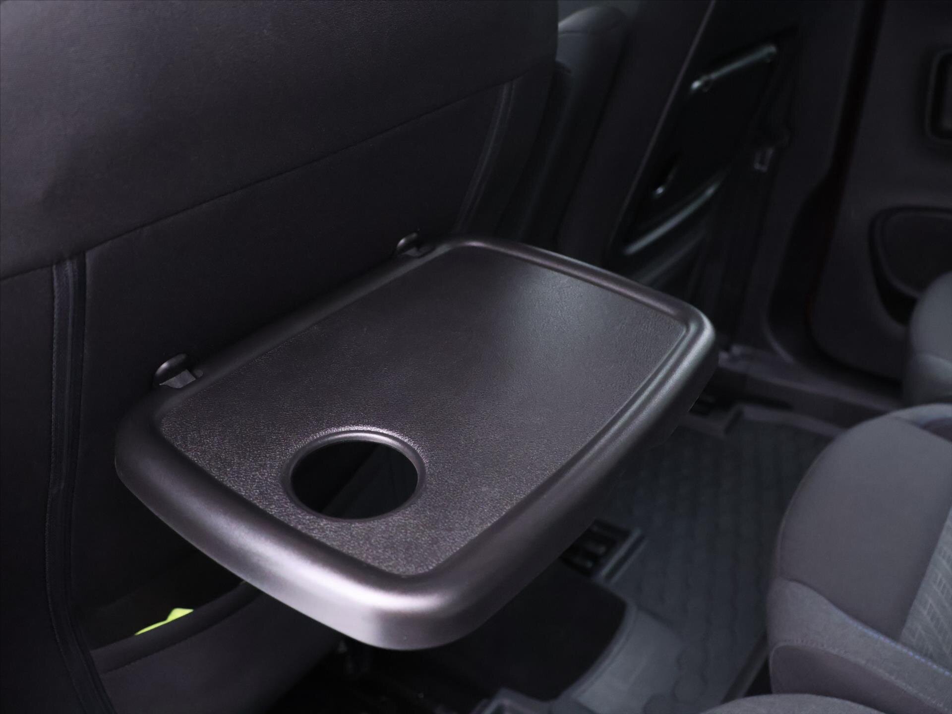 Peugeot Rifter MPV 1,5 l 96 kw