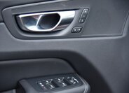 Volvo XC60 SUV / Terénní 2,0 l 186 kw