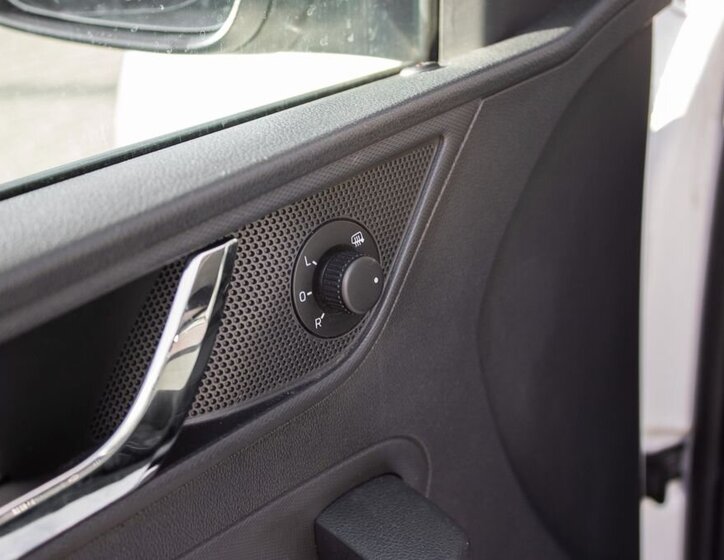 Škoda Rapid Sedan / Limuzína 1,4 l 66 kw