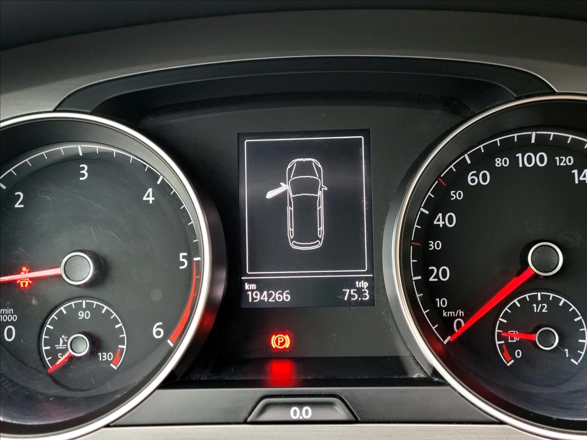 Volkswagen Golf Kombi 1,6 l 81 kw