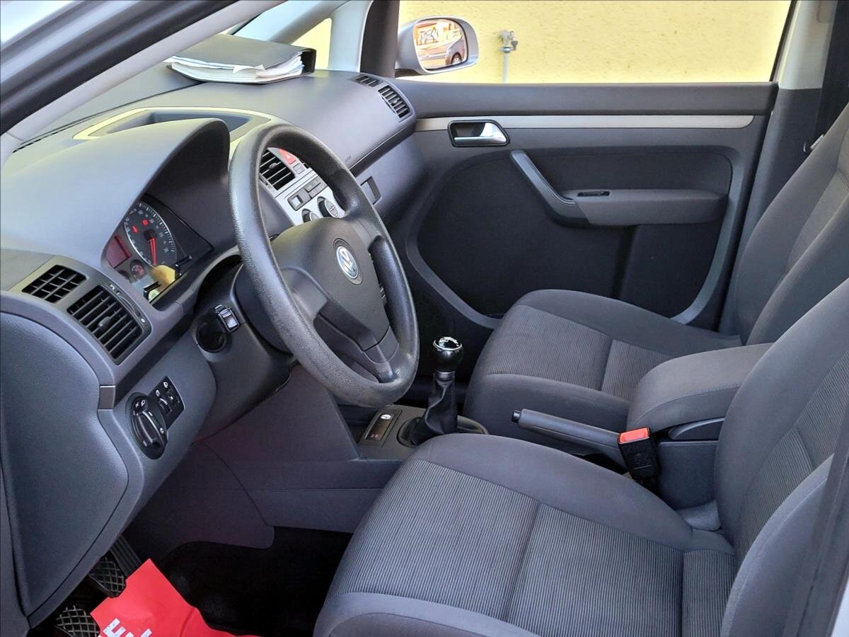 Volkswagen Touran MPV 1,9 l 77 kw