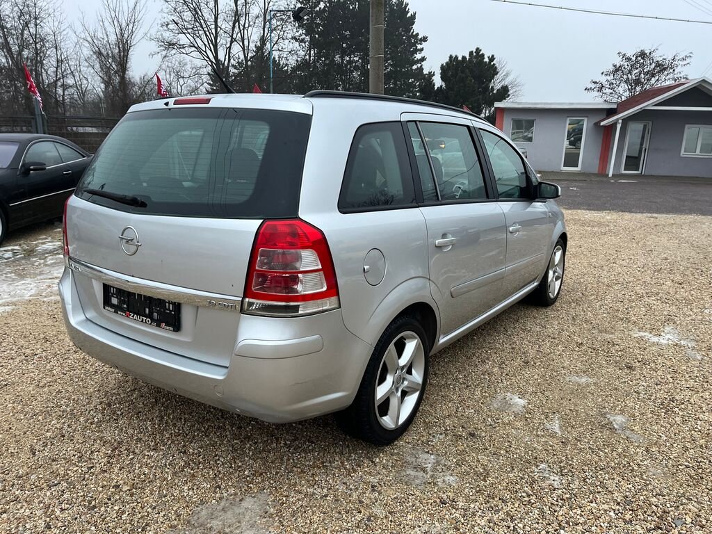 Opel Zafira MPV 1,9 l 88 kw