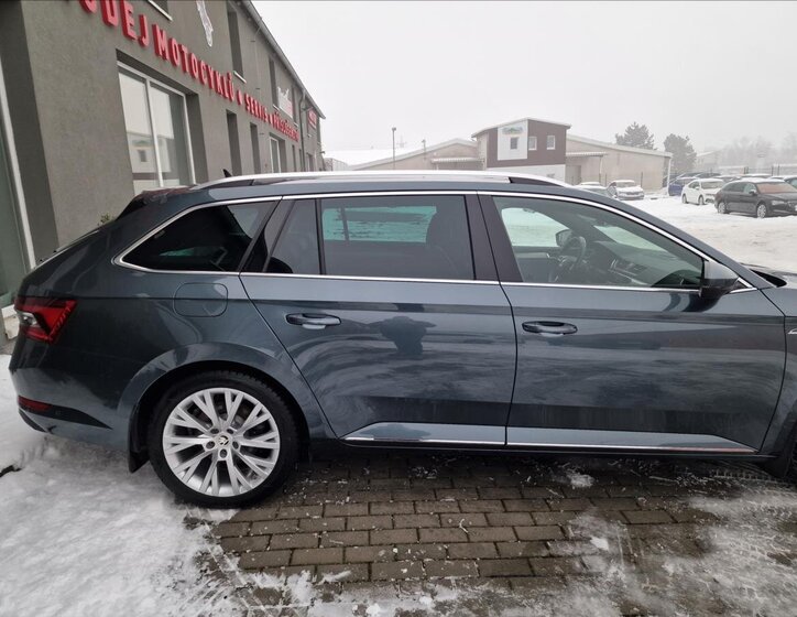 Škoda Superb Kombi 2,0 l 140 kw