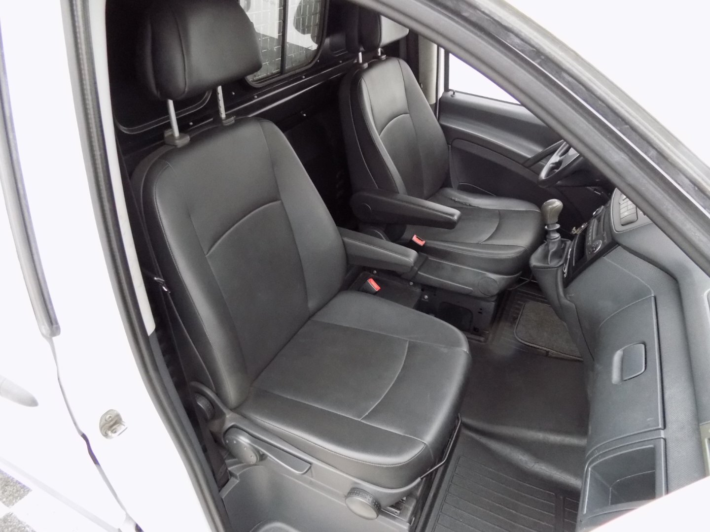 Mercedes-Benz Vito Užitková 2,1 l 70 kw