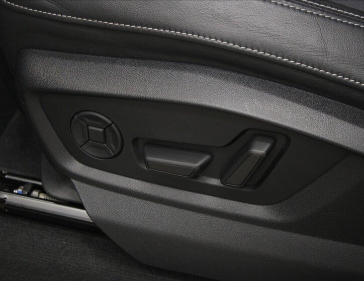 Audi Q8 SUV 3,0 l 210 kw