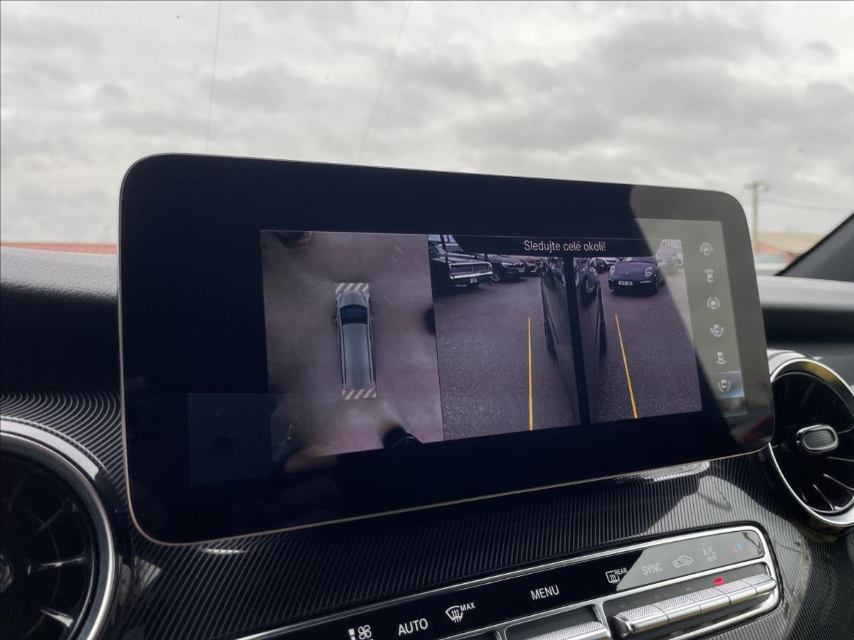 Mercedes-Benz Třídy V MPV 2,0 l 174 kw