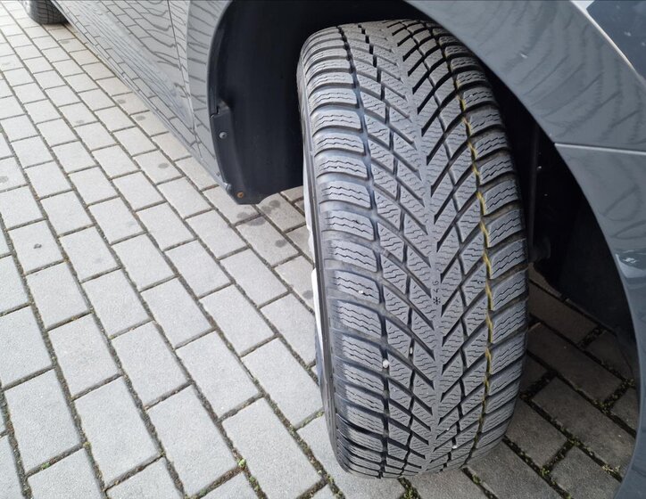 Volkswagen Touran Kombi 2,0 l 90 kw