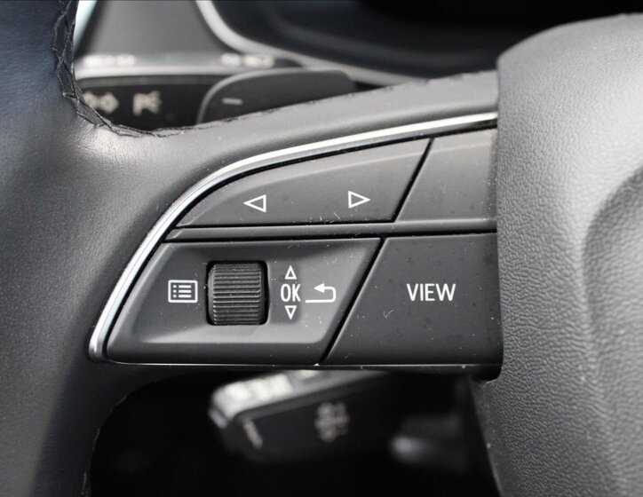 Audi Q5 SUV / Terénní 2,0 l 120 kw