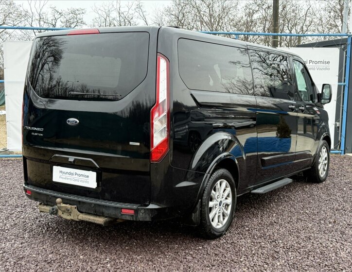 Ford Tourneo Custom MPV 2,0 l 125 kw