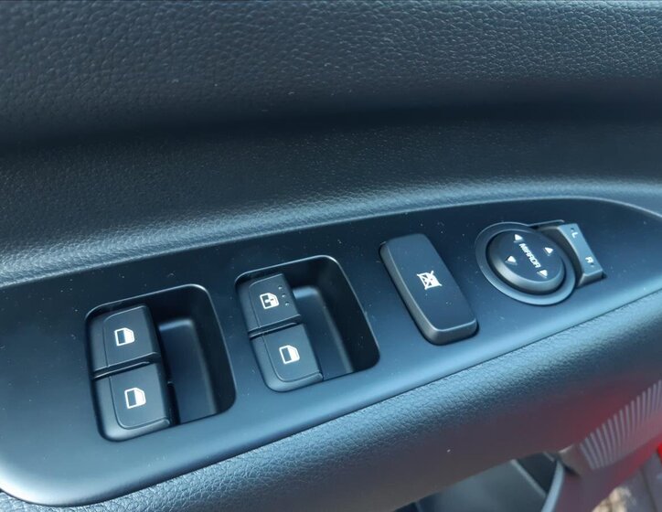 KIA Stonic SUV 998,0 74 kw