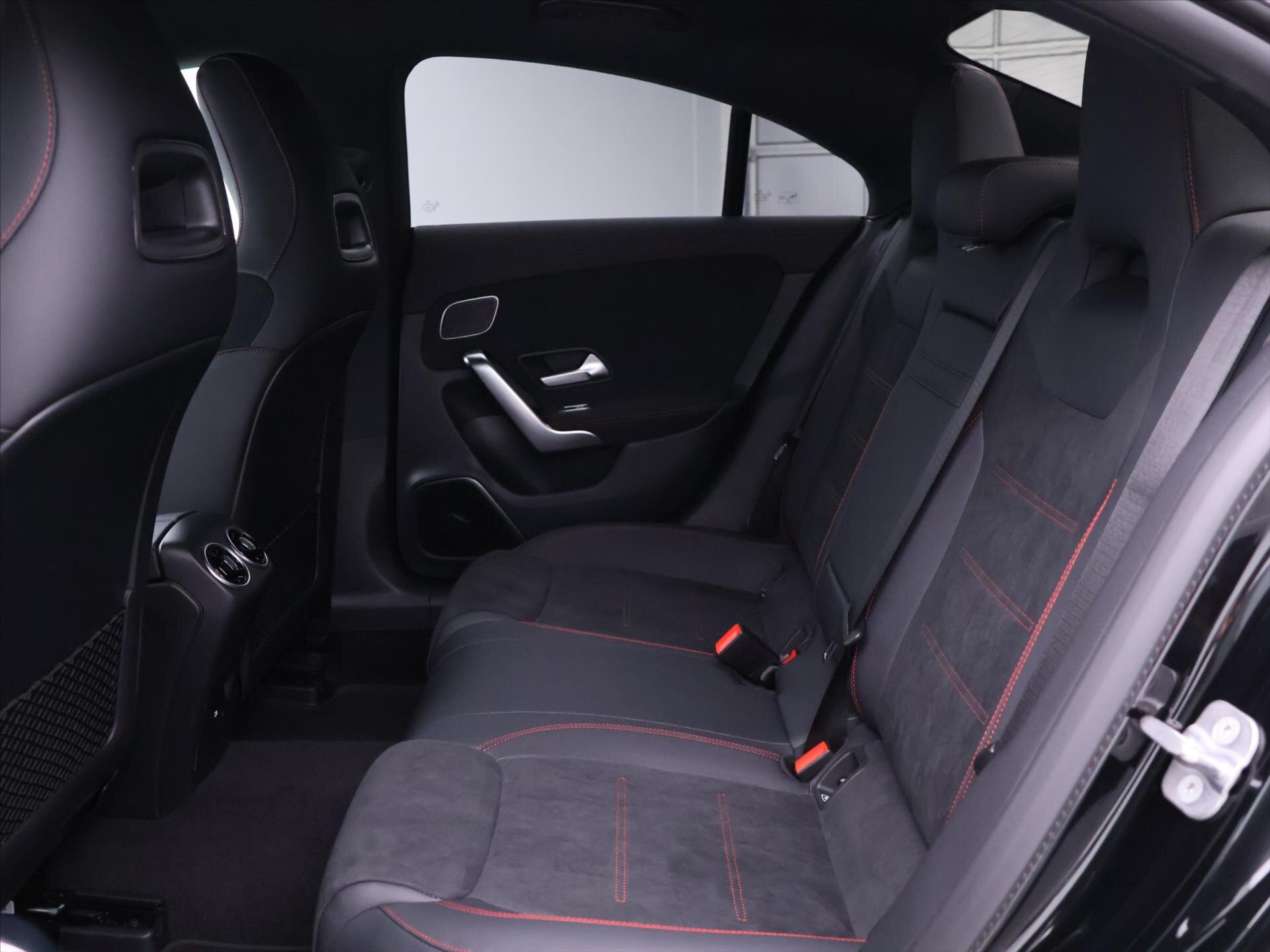 Mercedes-Benz CLA Kupé 1,3 l 120 kw