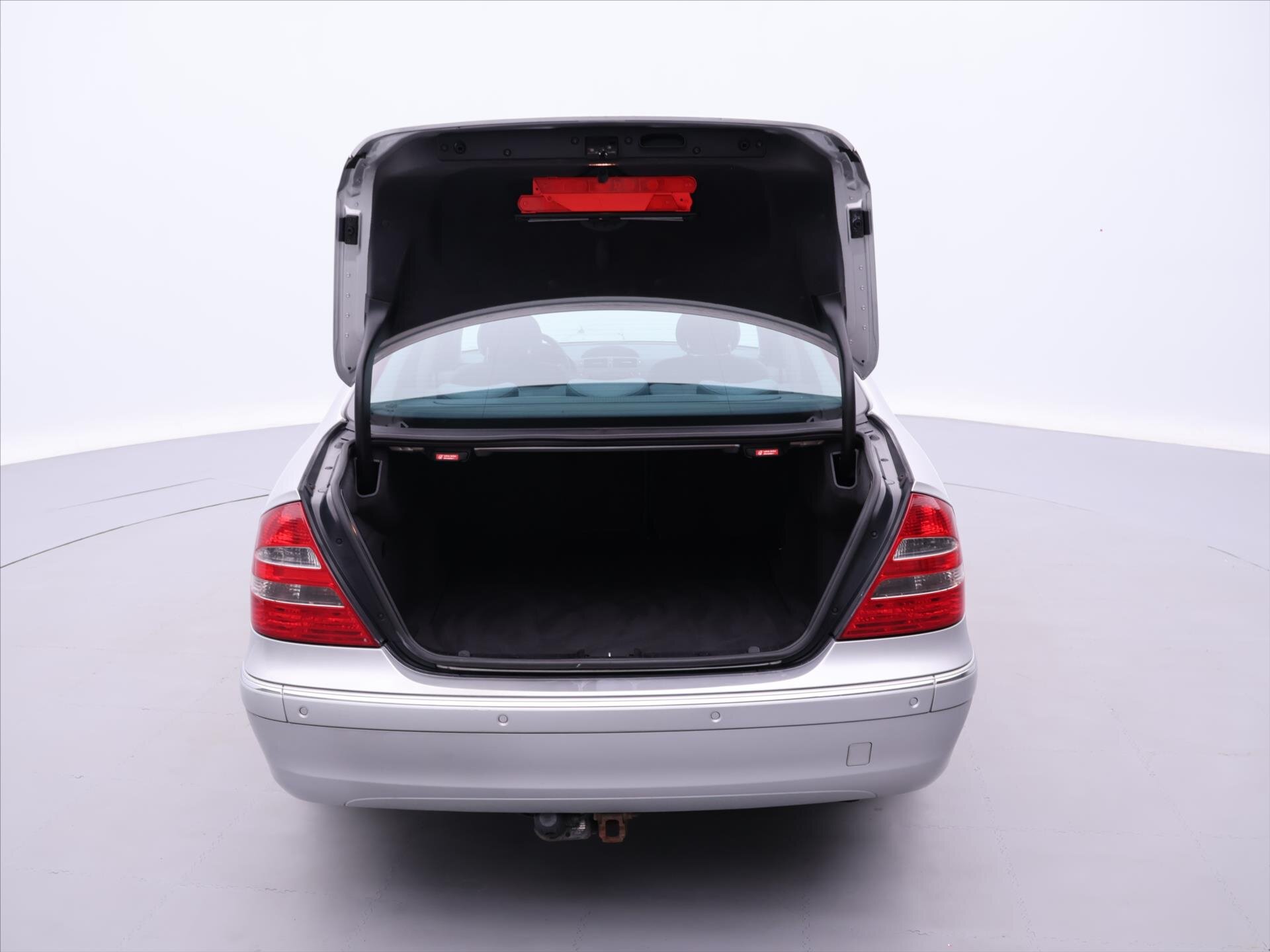 Mercedes-Benz Třídy E Sedan 2,7 l 130 kw