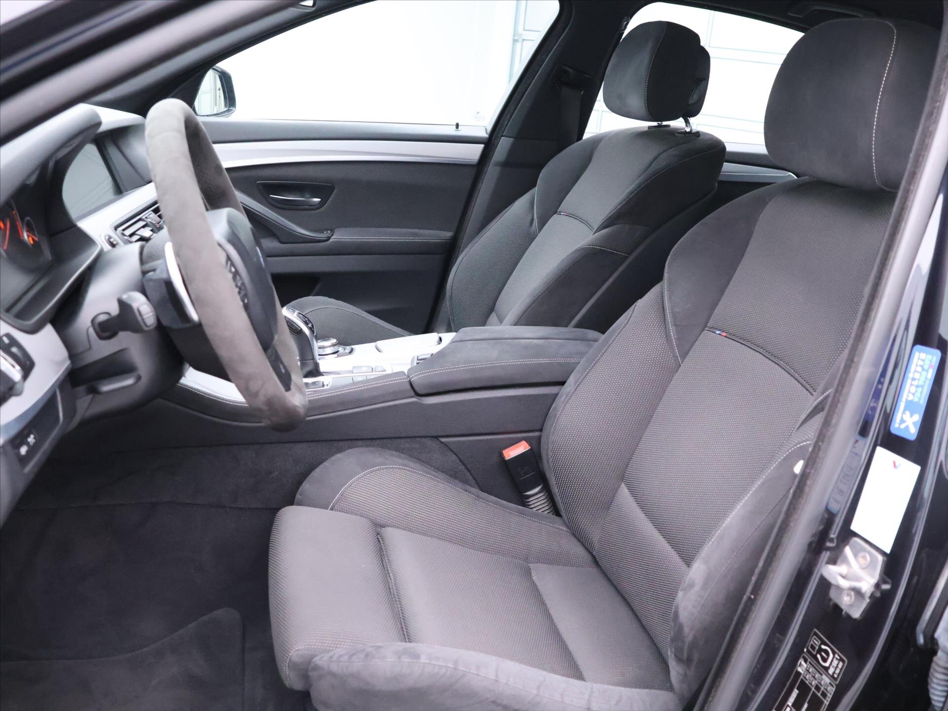 BMW Řada 5 Sedan / Limuzína 3,0 l 190 kw