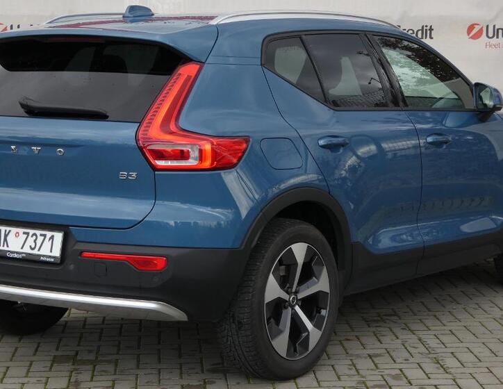Volvo XC40 3