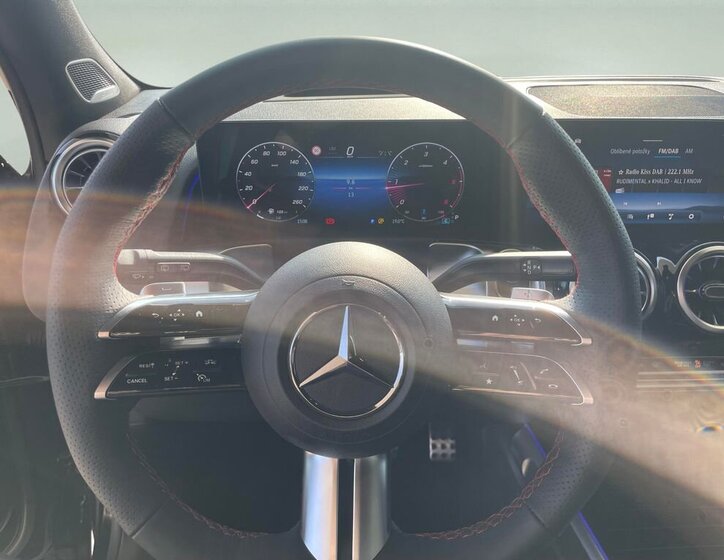 Mercedes-Benz GLB SUV / Terénní 2,0 l 110 kw