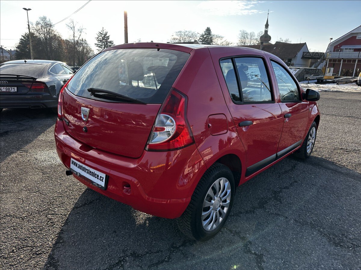 Dacia Sandero Hatchback 1,1 l 55 kw