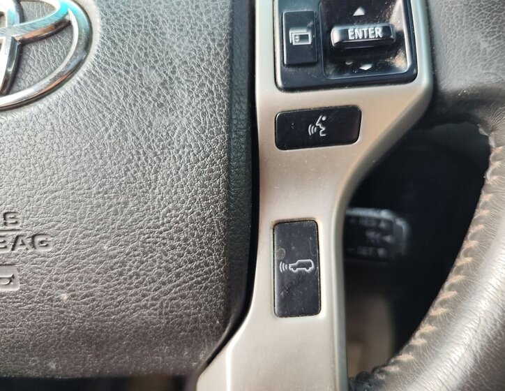 Toyota Land Cruiser SUV / Terénní 3,0 l 127 kw