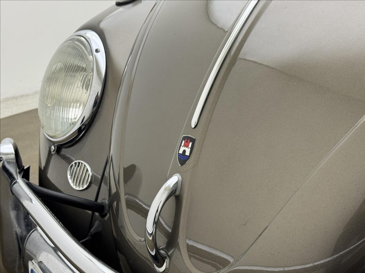 Volkswagen Ostatní Hatchback 1,2 l 30 kw