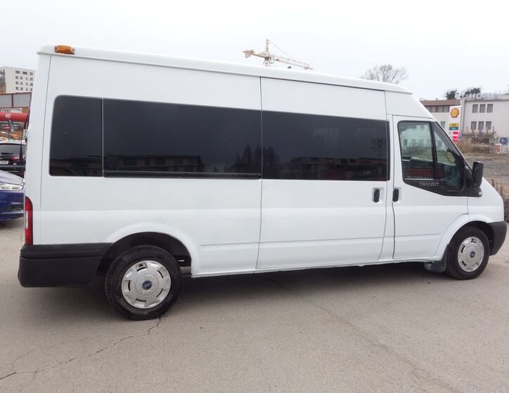 Ford Transit 7